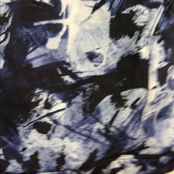 LIVI 18 20 NWT No-Wire Sports Bra Abstract Blue Black Comfot Yoga Low Impact - Picture 4 of 14